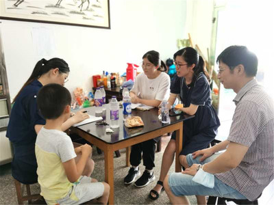 家校共育新探索 金山小學(xué)校長(zhǎng)兩日走訪(fǎng)11%新生家庭，啟動(dòng)家庭教育咨詢(xún)服務(wù)